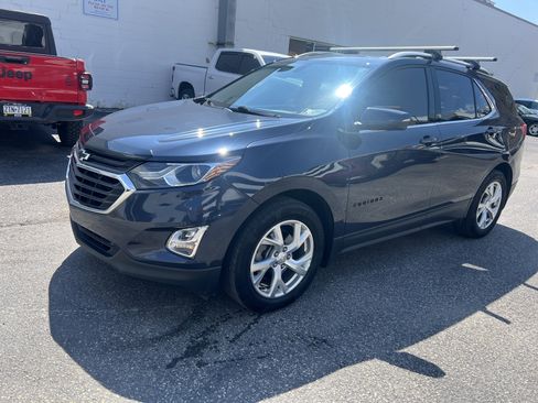 Used 2019 Chevrolet Equinox LT w/ Sun & Navigation Package AWD/4WD image 1