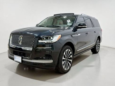 Used 2024 Lincoln Navigator L Reserve AWD/4WD image 13