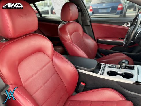 Used 2019 Kia Stinger GT2 AWD/4WD image 24
