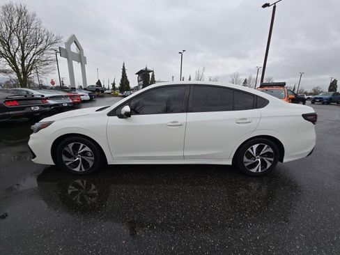 Used 2024 Subaru Legacy Premium image 6