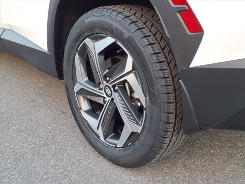 Used 2024 Hyundai Tucson SEL w/ Convenience Package image 11