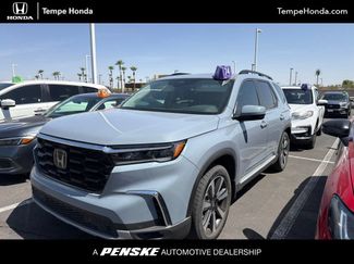 Used 2025 Honda Pilot Touring video 1