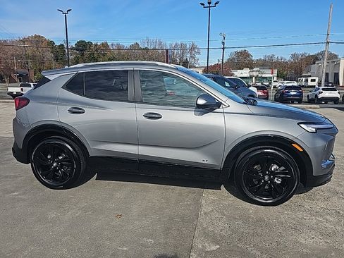 Used 2025 Buick Encore GX Sport Touring w/ Advanced Technology Package image 2