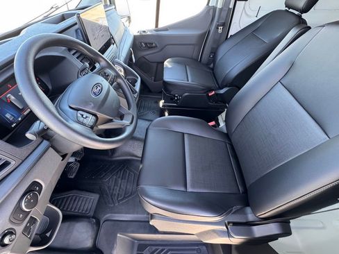 New 2026 Ford Transit 250 148 Medium Roof image 17