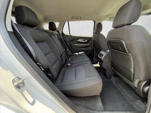 Used 2024 GMC Terrain SLE AWD/4WD image 24