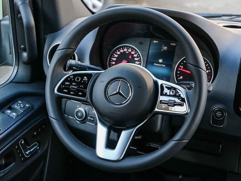 Used 2024 Mercedes-Benz Sprinter 3500 image 15
