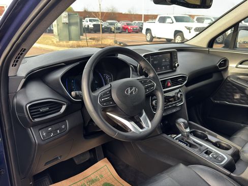 Used 2020 Hyundai Santa Fe SEL w/ Convenience + Premium Package image 9