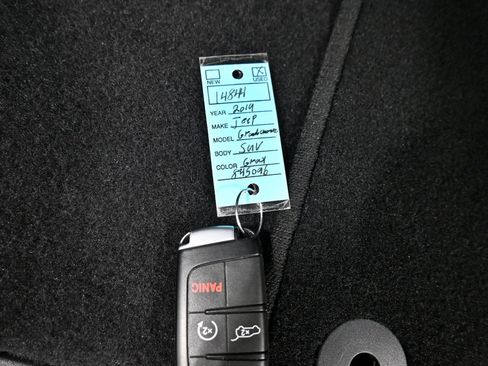Used 2019 Jeep Grand Cherokee Limited AWD/4WD image 40