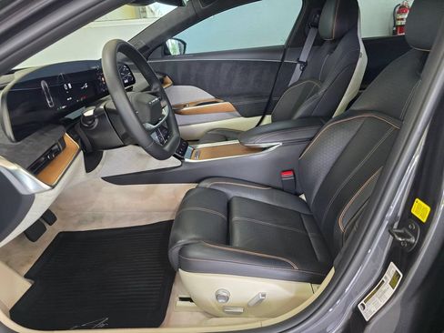Used 2025 Lucid Air Grand Touring AWD/4WD image 23