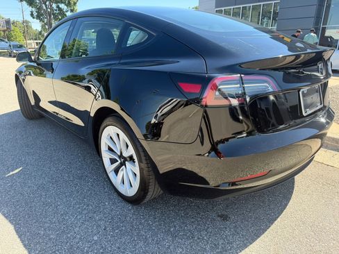 Used 2023 Tesla Model 3 Standard Range RWD image 3