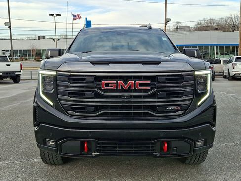 Used 2023 GMC Sierra 1500 AT4 w/ Technology Package image 2