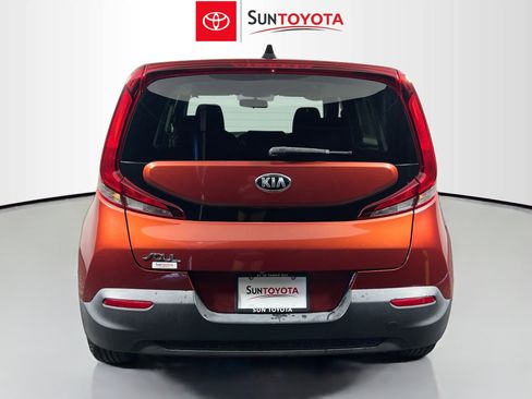 Used 2021 Kia Soul LX FWD image 5