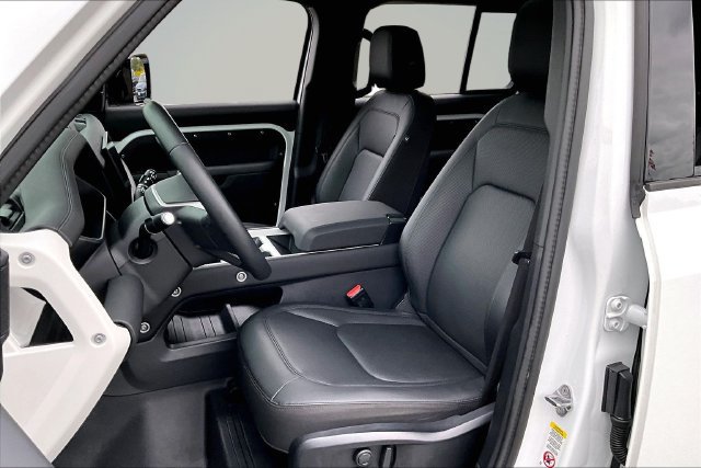 Used 2025 Land Rover Defender 110 S AWD/4WD image 21
