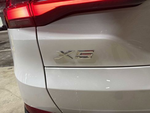 Used 2022 BMW X5 xDrive45e image 28