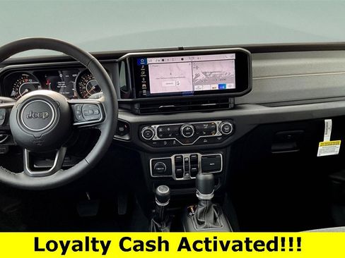 New 2025 Jeep Gladiator Sport image 8