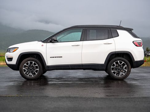 Used 2019 Jeep Compass Trailhawk w/ Cold Weather Group AWD/4WD image 6
