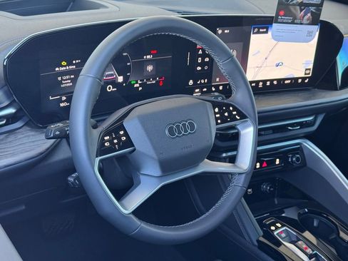 New 2025 Audi Q5 2.0T Premium Plus image 16