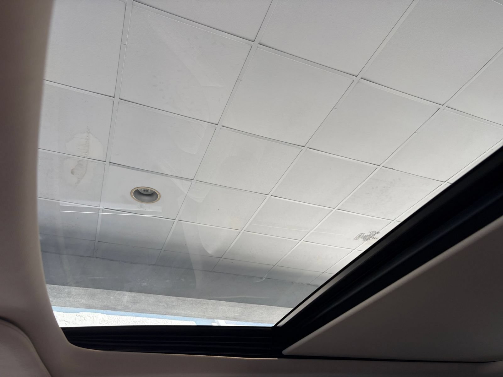 Used 2024 Ford Expedition Max Limited RWD image 30