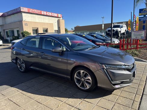 Used 2018 Honda Clarity Plug-In Hybrid image 10