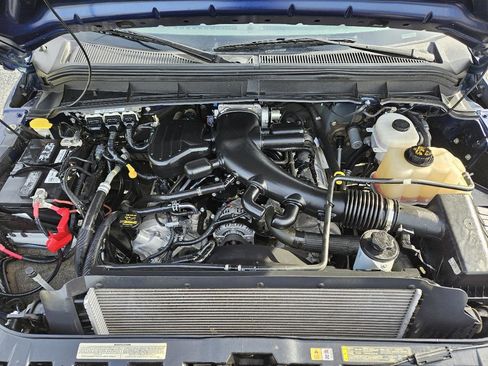 Used 2012 Ford F550 2WD Regular Cab Super Duty w/ PWR Equipment Group image 43
