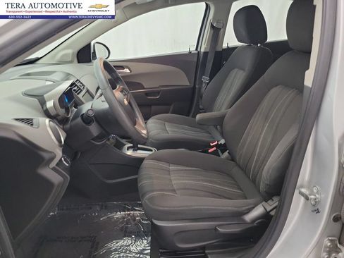 Used 2016 Chevrolet Sonic LT FWD image 8