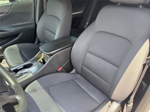 Used 2021 Chevrolet Malibu LT FWD image 12