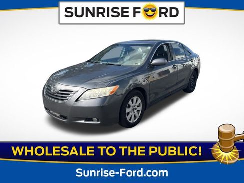 Used 2007 Toyota Camry V6 image 1