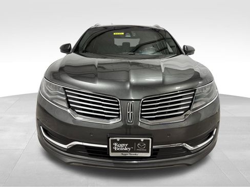 Used 2017 Lincoln MKX Reserve w/ Luxury Package image 2