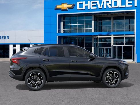 New 2026 Chevrolet Trax RS FWD image 5