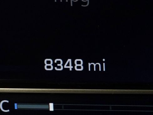 Used 2024 Chevrolet Silverado 1500 High Country w/ Technology Package image 19