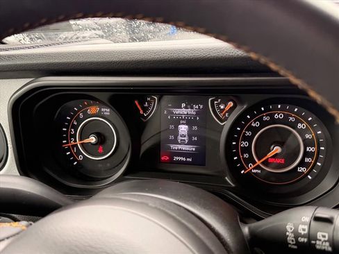 Used 2024 Jeep Wrangler Sport S image 19