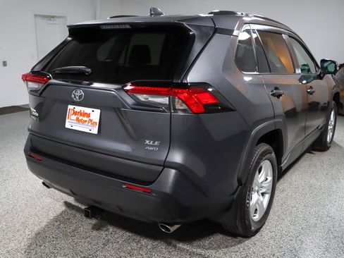 Used 2021 Toyota RAV4 XLE w/ Convenience Package AWD/4WD image 7