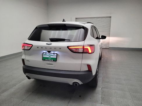 Used 2022 Ford Escape SEL image 7