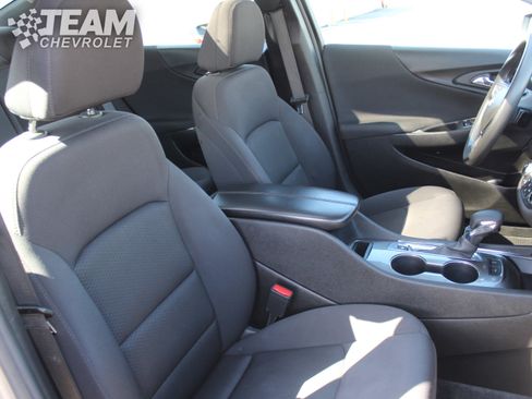Used 2024 Chevrolet Malibu LT FWD image 28