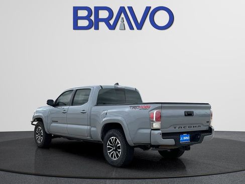 Used 2021 Toyota Tacoma TRD Sport w/ Technology Package AWD/4WD image 9