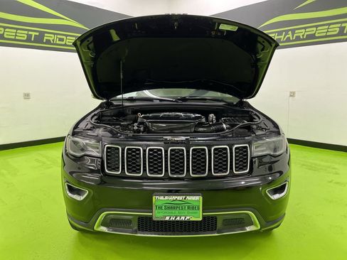 Used 2017 Jeep Grand Cherokee Limited w/ Luxury Group II RWD image 4