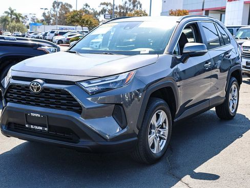 Certified 2022 Toyota RAV4 XLE FWD image 18
