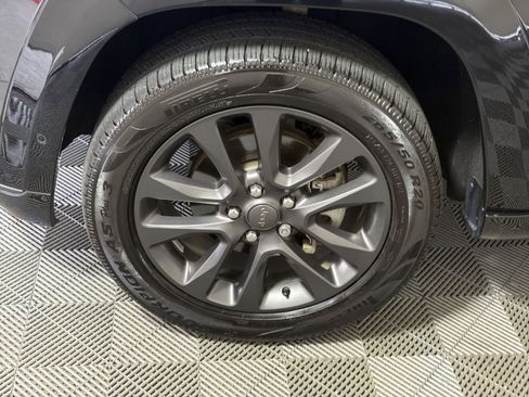 Used 2018 Jeep Grand Cherokee High Altitude AWD/4WD image 12