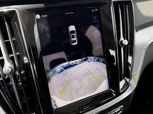 Used 2025 Volvo S60 B5 Core FWD image 20