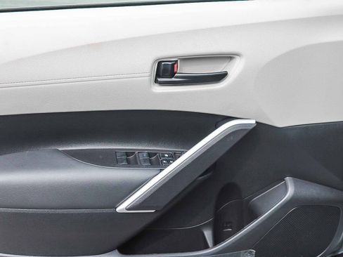 New 2026 Toyota Corolla Cross L image 22