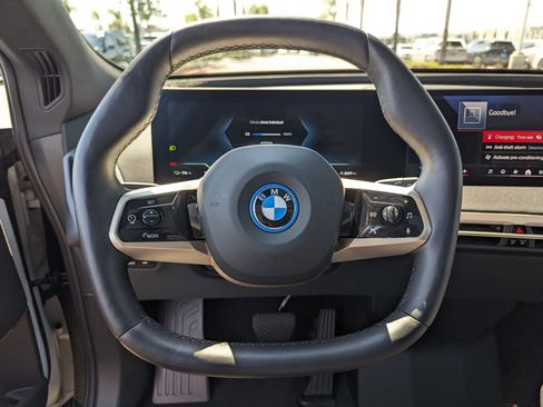 Used 2024 BMW iX M60 image 18