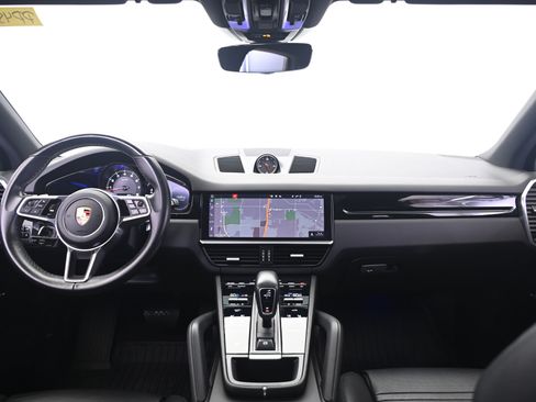 Certified 2020 Porsche Cayenne AWD/4WD image 31