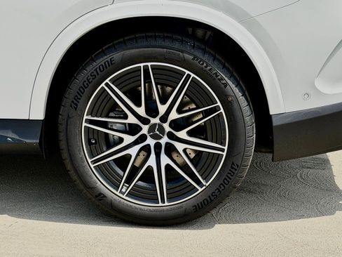 New 2026 Mercedes-Benz GLC 43 AMG 4MATIC image 17
