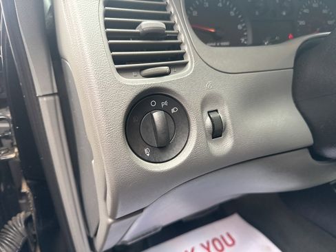 Used 2011 Ford Ranger XLT image 17