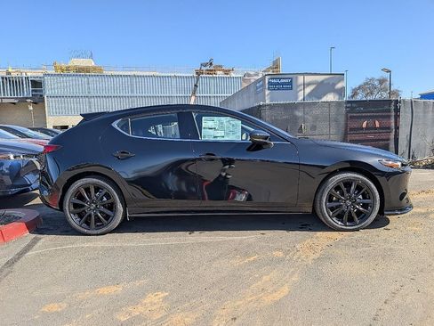 New 2026 MAZDA MAZDA3 Hatchback w/Premium Plus Pkg AWD/4WD image 8