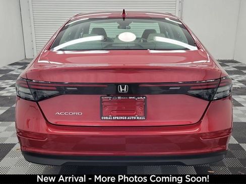 Certified 2025 Honda Accord LX image 5
