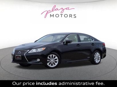Used 2014 Lexus ES 300h w/ Luxury Package w/Bamboo Trim