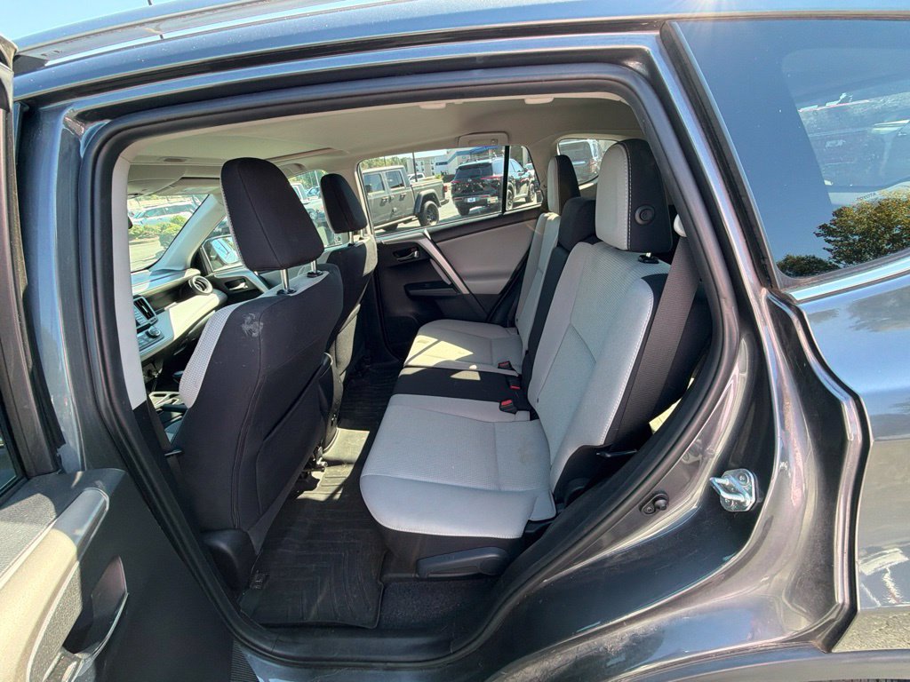 Used 2017 Toyota RAV4 XLE w/ Plus Extra Value Package AWD/4WD image 13