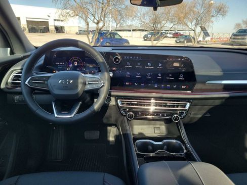 New 2026 Chevrolet Traverse Z71 image 10