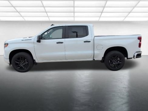 New 2026 Chevrolet Silverado 1500 Custom w/ LPO, Dark Essentials Package image 23